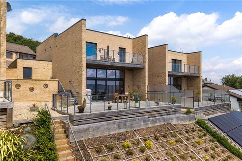50 Adelaide Place, Dundee, DD3 6LE