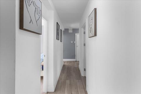 3 bedroom apartment for sale, St Charles Square , London, W10