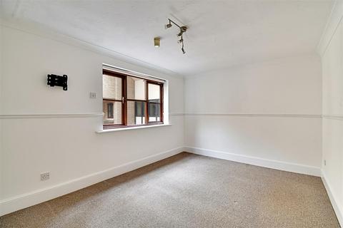 1 bedroom flat for sale, River Meads, Stanstead Abbotts SG12