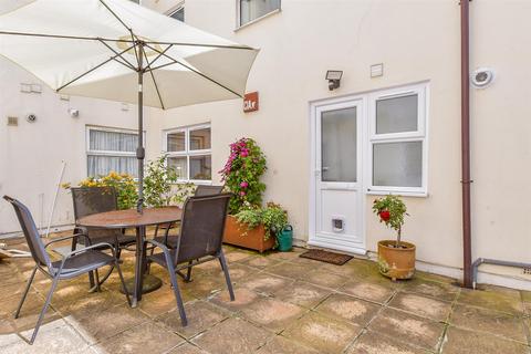 1 bedroom ground floor flat for sale, 124-128 Clarendon Road, Southsea PO4