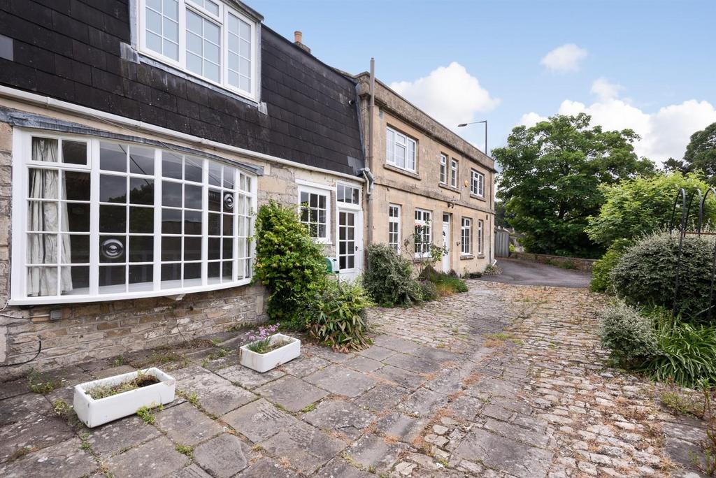 Newbridge Lodge, 45 Kelston Road, Bath, BA1 3 QH-1.