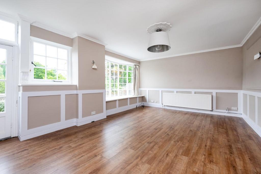 Newbridge Lodge, 45 Kelston Road, Bath, BA1 3 QH-5.