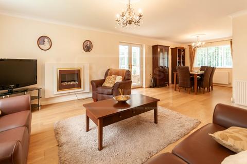 undefined, Heol Giedd, Cwmgiedd, Ystradgynlais, Swansea, West Glamorgan