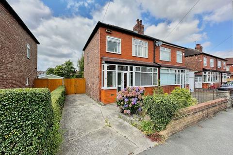 3 bedroom semi-detached house for sale, Worsley Crescent, Stockport SK2