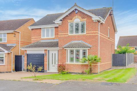 4 bedroom detached house for sale, Guinevere Way, Leicester Forest East, LE3