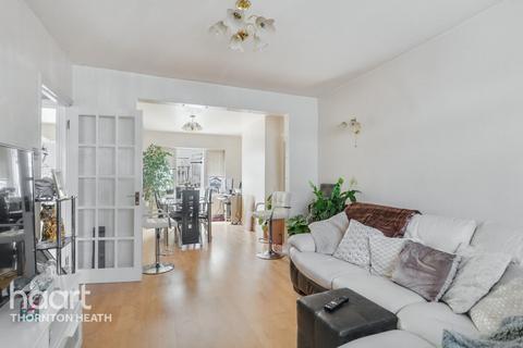 Kynaston Avenue, Thornton Heath