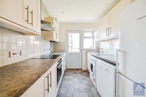 3 bedroom link detached house for sale, Hare Close, Buckinghamshire MK18