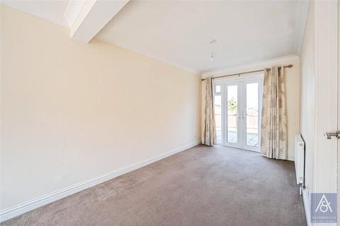 3 bedroom link detached house for sale, Hare Close, Buckinghamshire MK18