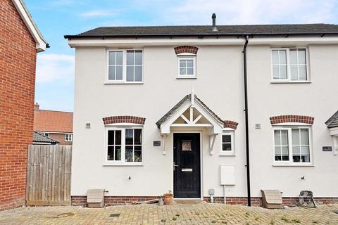 2 bedroom semi-detached house for sale, St Andrews Close, Alresford, Colchester, CO7