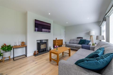 5 bedroom detached house for sale, Errington Road, Ponteland NE20