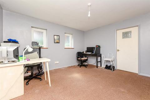 5 bedroom link detached house for sale, Drudgeon Way, Bean, Dartford, Kent