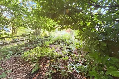 undefined, Glade Spur, Tadworth KT20