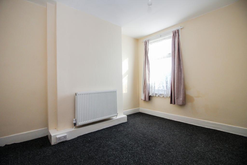 2055652  1634892988-31476-Second Bedroom
