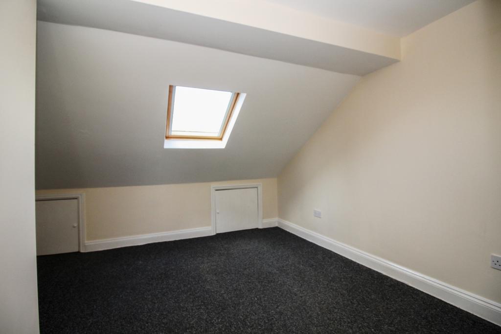 2055647  1634892979-5366-Loft Room