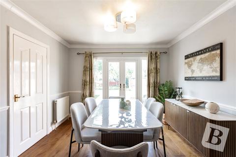 3 bedroom semi-detached house for sale, Lancaster Drive, Hornchurch, RM12