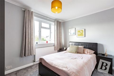 3 bedroom semi-detached house for sale, Lancaster Drive, Hornchurch, RM12