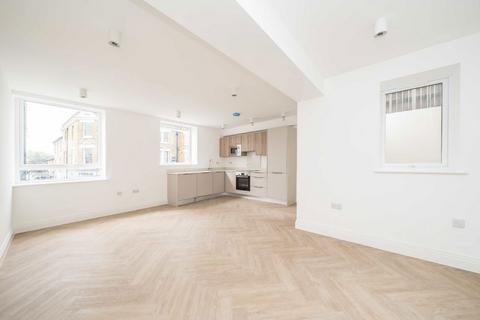 Elfin Grove, Teddington TW11