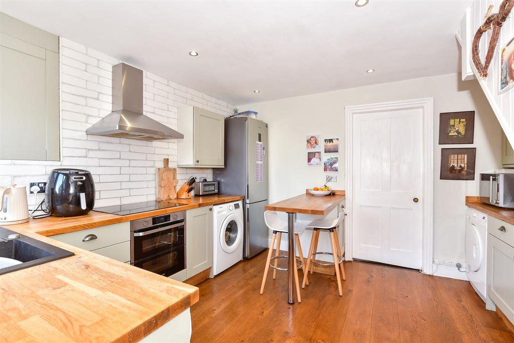 Kitchen/ Breakfast Room