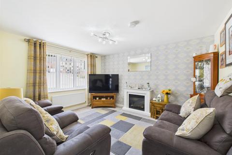 4 bedroom detached house for sale, 100 Tasker Way, Haverfordwest