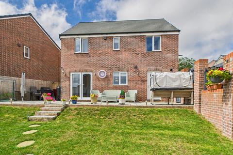 4 bedroom detached house for sale, 100 Tasker Way, Haverfordwest