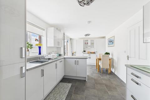 4 bedroom detached house for sale, 100 Tasker Way, Haverfordwest