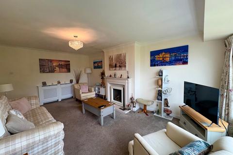 2 bedroom bungalow for sale, Howard Avenue, Lymm