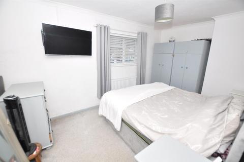 undefined, Bryngwenllian, Whitland