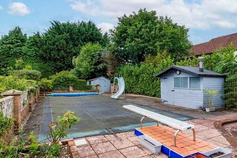 undefined, Fakenham Road, Taverham