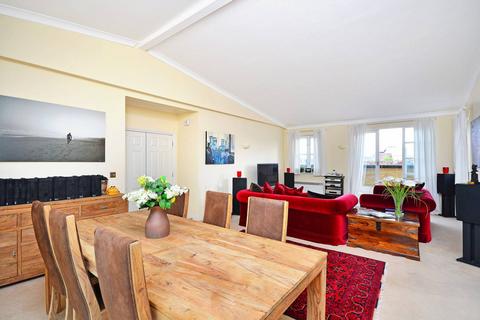 2 bedroom flat to rent, Stockwell Green, Stockwell, London, SW9
