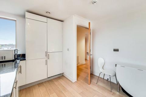 2 bedroom flat to rent, Robsart Street, Brixton, London, SW9