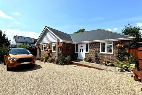 undefined, Hadow Road, Bournemouth BH10