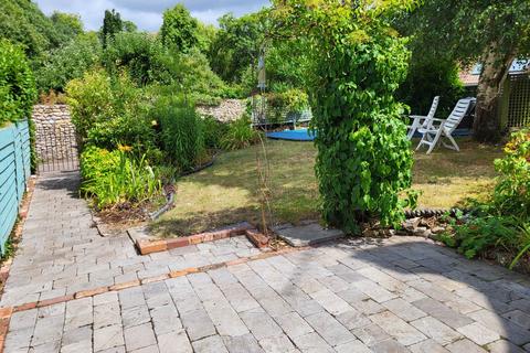 undefined, Hillview, Dalwood, Axminster