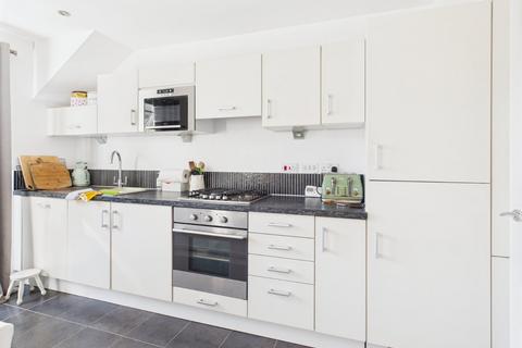 undefined, Walnut Grove, Wooburn Green, High Wycombe, Buckinghamshire, HP10