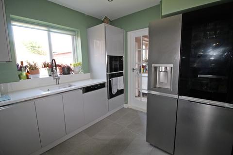 4 Avis Avenue, Newbiggin-by-the-sea, NE64 6SS
