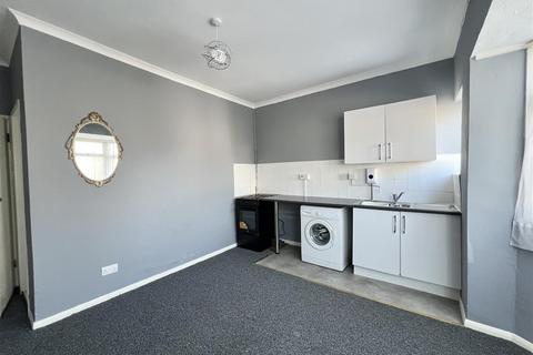 4 bedroom apartment for sale, London Road, Leigh-On-Sea