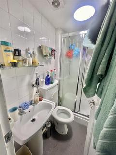 4 bedroom apartment for sale, London Road, Leigh-On-Sea