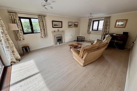 4 bedroom detached bungalow for sale, Milo, Llandybie, Ammanford