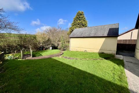 undefined, Milo, Llandybie, Ammanford