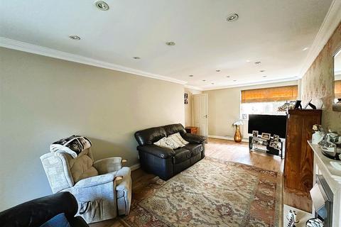 3 bedroom terraced house for sale, Red Cedars Road, Orpington