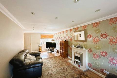 3 bedroom terraced house for sale, Red Cedars Road, Orpington
