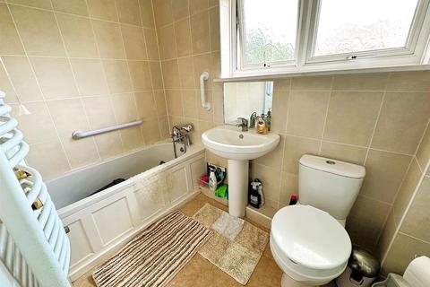 26 Red Cedars Road, Orpington, BR6 0BX