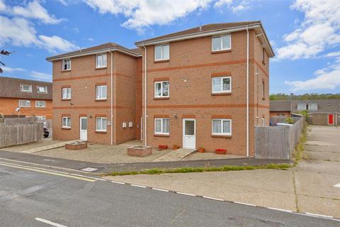 2 bedroom apartment for sale, Fern Lodge, Sandown PO36