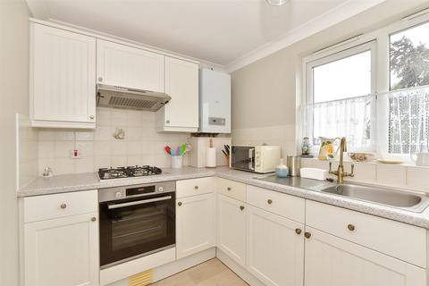 2 bedroom apartment for sale, Fern Lodge, Sandown PO36
