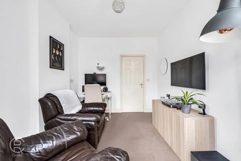 1 bedroom flat for sale, Church Gardens, London, W5