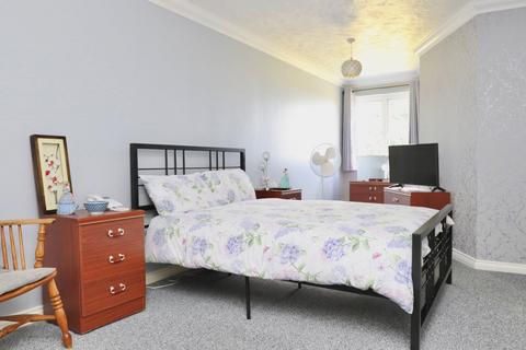 2 bedroom flat for sale, Wealdhurst Park, Broadstairs CT10