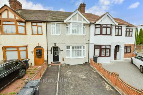 3 bedroom end of terrace house for sale, Chadwell Heath Lane, Romford, Essex