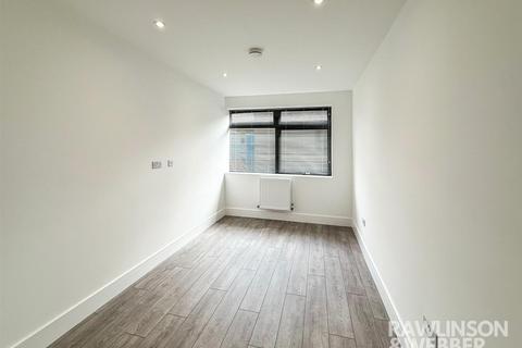 1 bedroom apartment to rent, 1 Molesey Road, West Molesey KT8