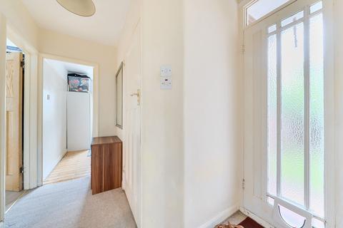 2 bedroom maisonette for sale, Park Road, Kingston Upon Thames, KT2