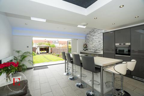 3 bedroom end of terrace house for sale, Green Lane, Finham CV3