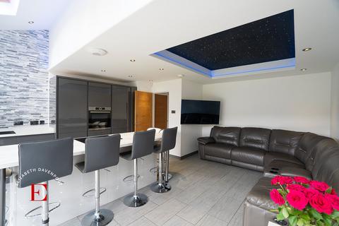 3 bedroom end of terrace house for sale, Green Lane, Finham CV3